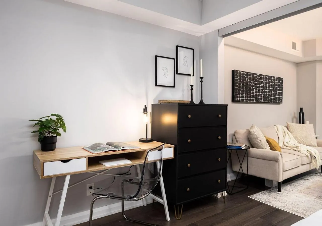 One Of Toronto S Finest 1Br Condo With A Wfh Setup アパート